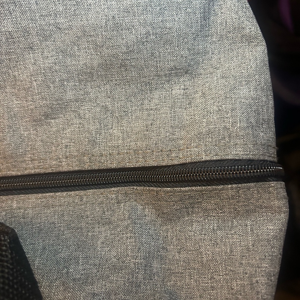 Broncos Gray Sports Duffel/gym/ overnight Bag - Picture 7 of 13
